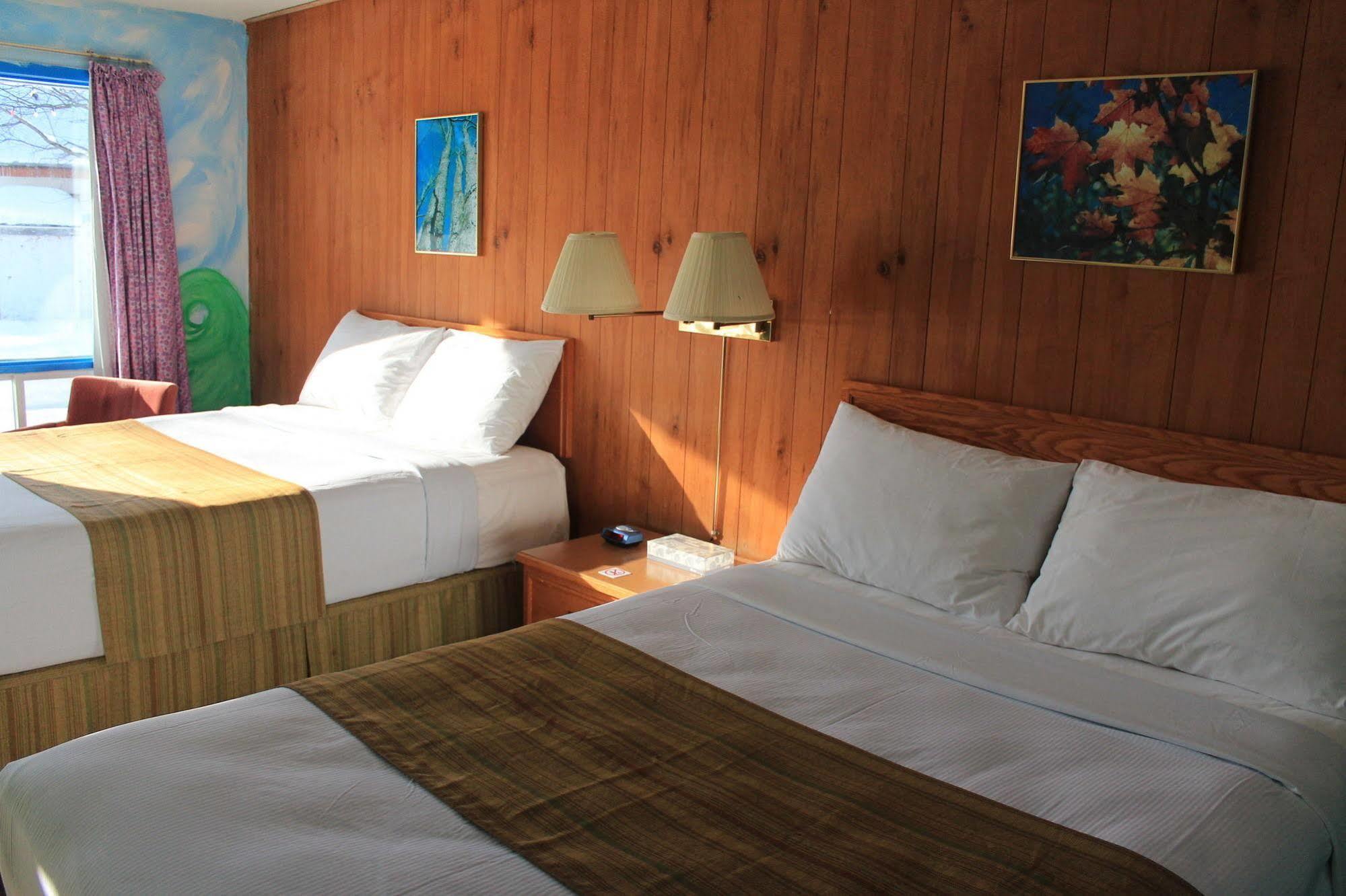 South River Algonquin Motel מראה חיצוני תמונה